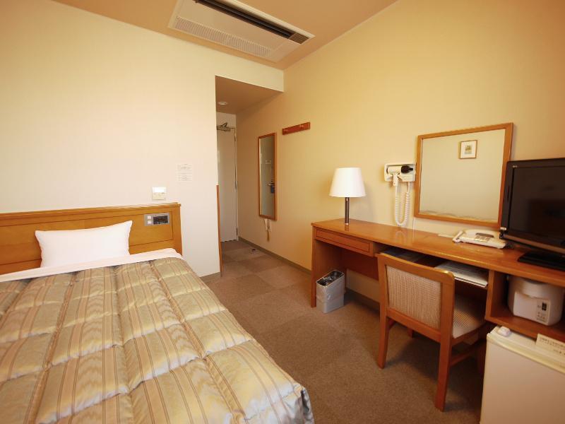 Hotel Route-Inn Yonezawa Ekihigashi Esterno foto
